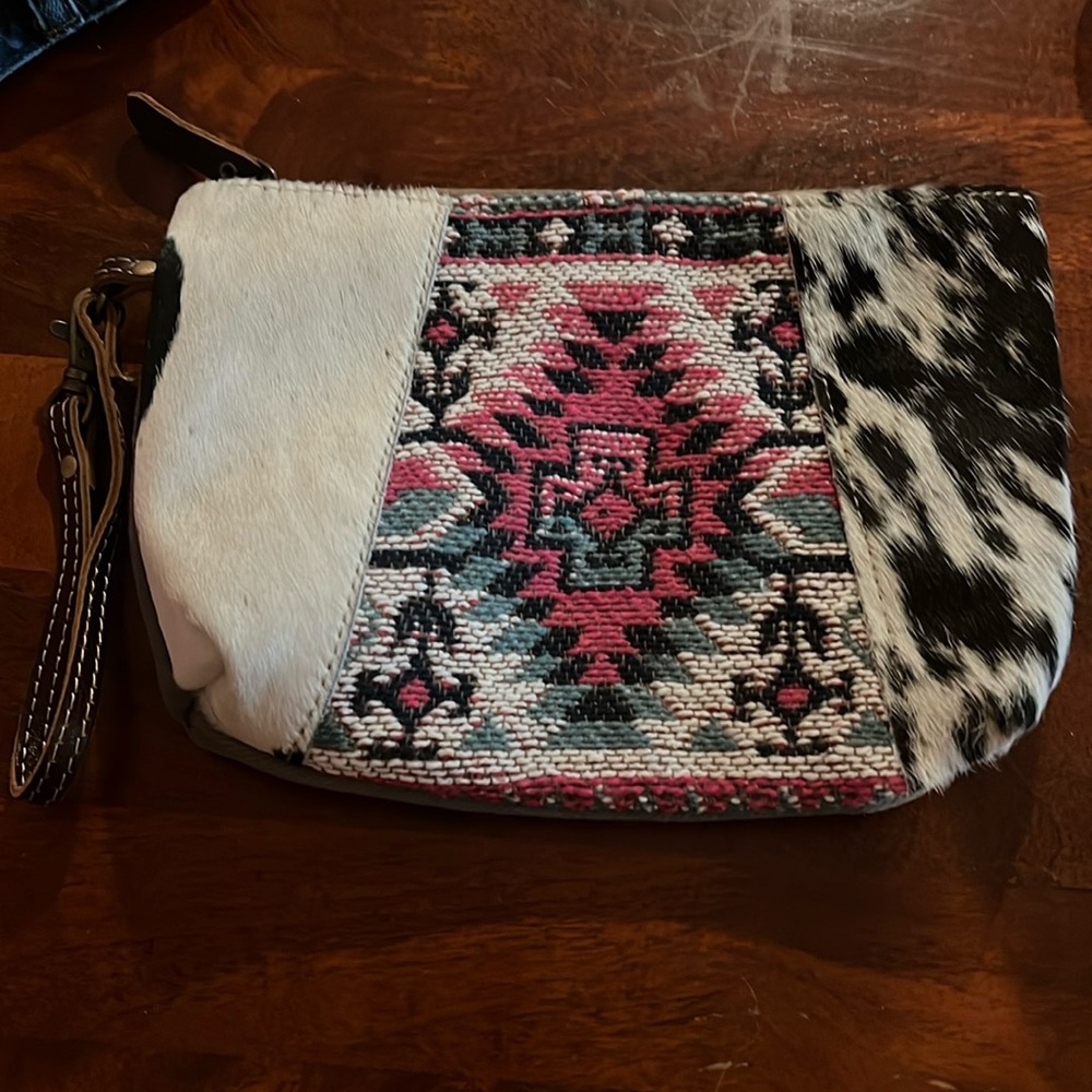 Myra Bag Pouch